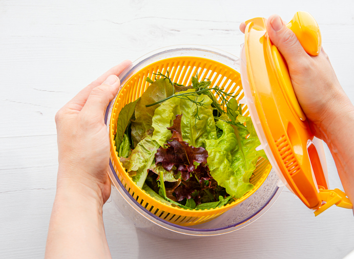 salad spinner | Essential Kitchen Tools