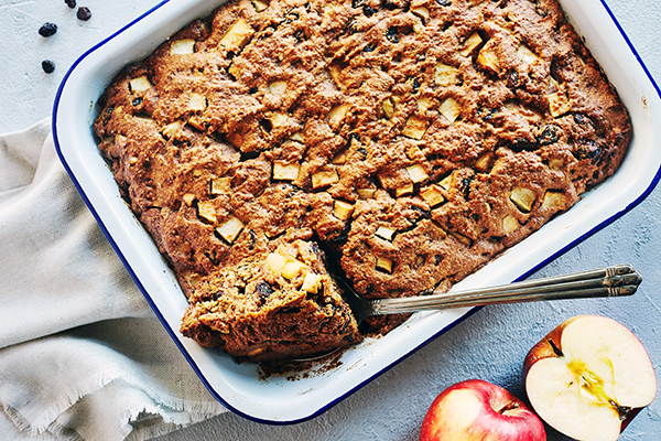 This moist, rich apple cake with raisins is the perfect dessert to welcome the arrival of Fall, featuring sweet juicy apples, raisins, and crunchy walnuts.