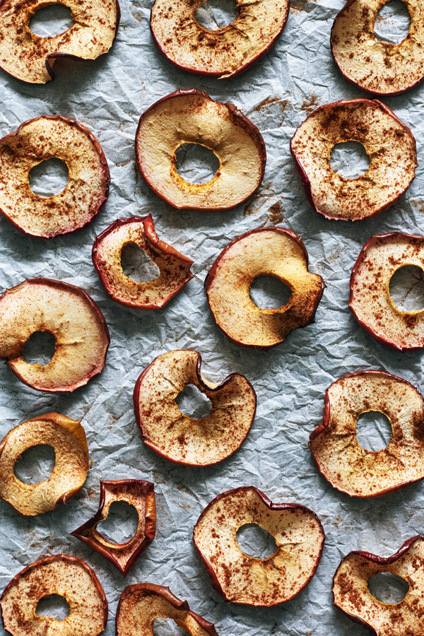 baked apple chips