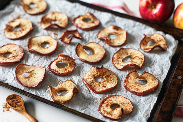 baked apple chips