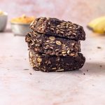 Chocolate Shakeology Peanut Butter Oat Bars