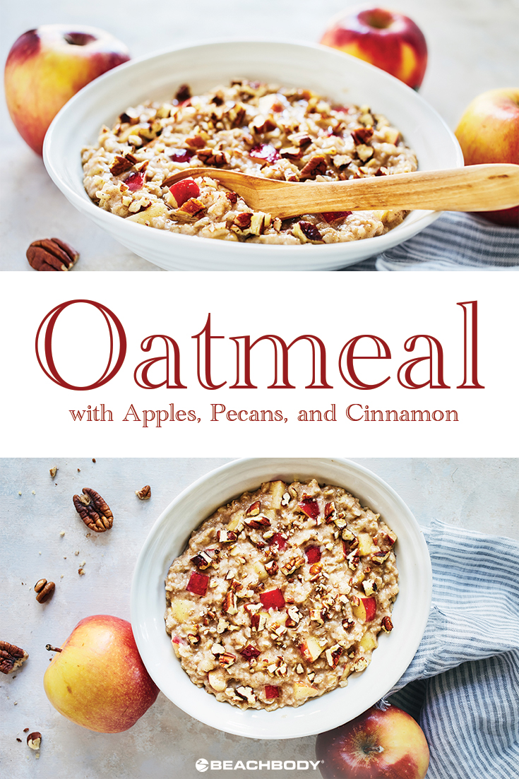 Oatmeal with Apples, Pecans, and Cinnamon