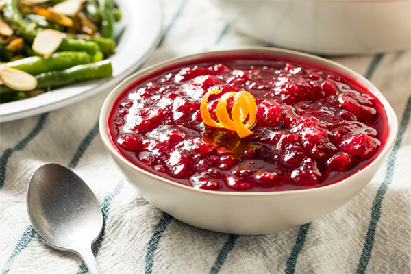 bowl of cranberry sauce | Holiday Food Calories