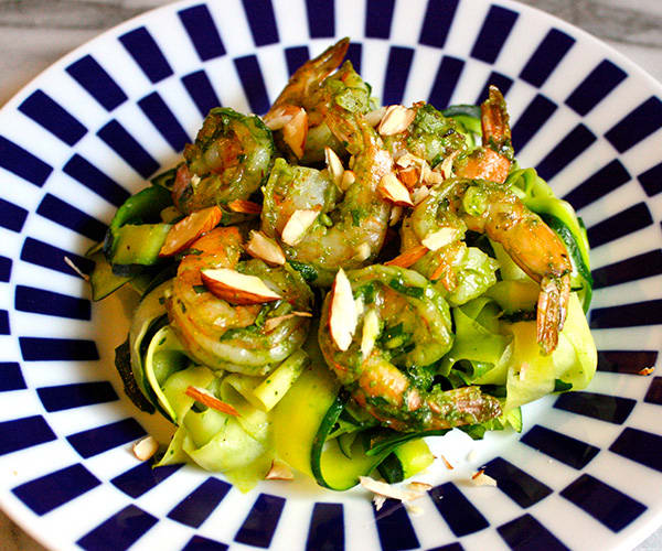 2B Mindset Dinner Recipes - Garlic Basil Shrimp with Zucchini