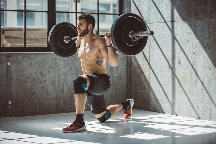 man doing barbell lunge | Lactic Acid