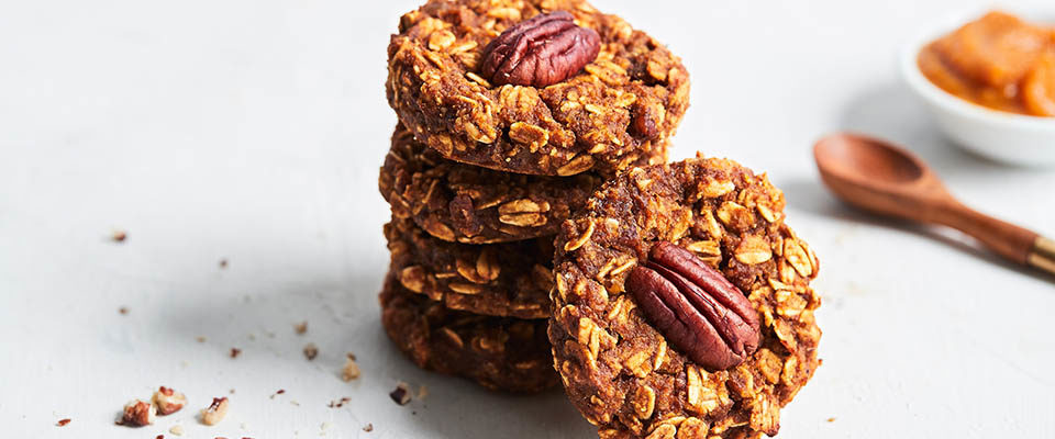 With old-fashioned rolled oats and a spice blend that includes ground clove, ginger, and pumpkin puree, these Pumpkin Cookies are out of this world good.