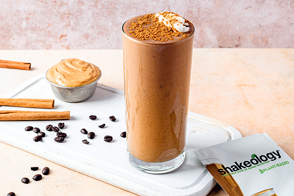 Peanut Butter Cinnamon Smoothie in a glass