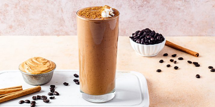 https://bod-blog-assets.prod.cd.beachbodyondemand.com/bod-blog/wp-content/uploads/2017/04/15165754/Peanut-Butter-Cinnamon-Smoothie.960-715x358.jpg