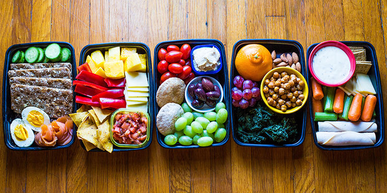 5 Simple Snack Boxes for Busy People