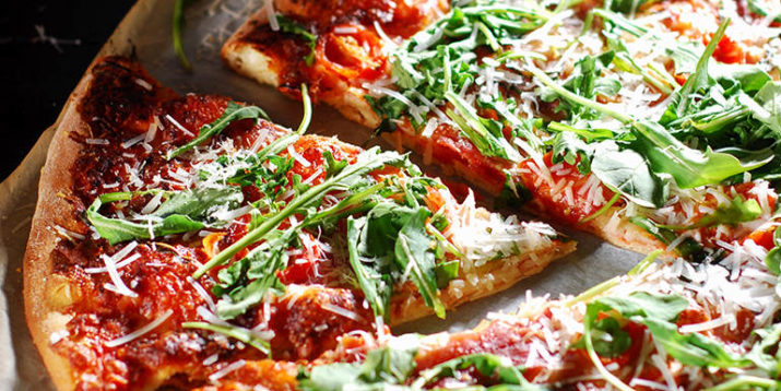 How to make a healthy grilled pizza