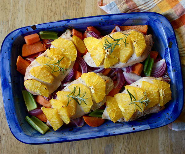 Baked Chicken with Carrots, Oranges, and Sweet Potatoes | BeachbodyBlog.com