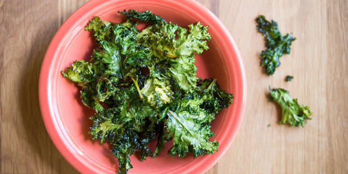 Recipe: Kale Chips Done Right – Center of the Plate