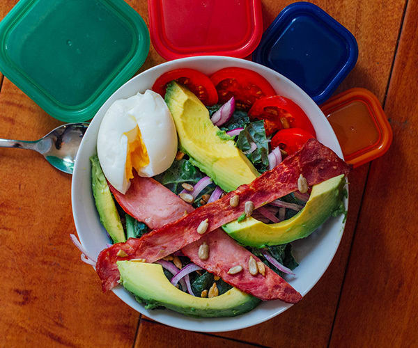 Breakfast Salad with avocado and turkey bacon