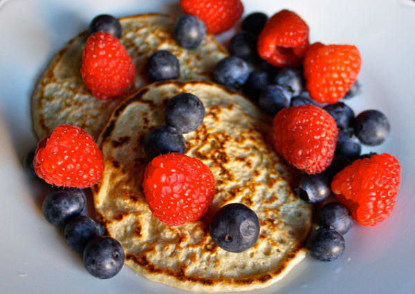 Cashew and Oat Hotcakes | BeachbodyBlog.com