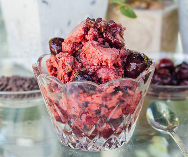 Cherry Chocolate Chunk Ice Cream | BeachbodyBlog.com