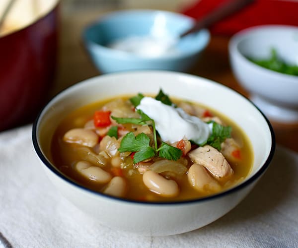 Chicken and White Bean Chili Recipe | BeachbodyBlog.com