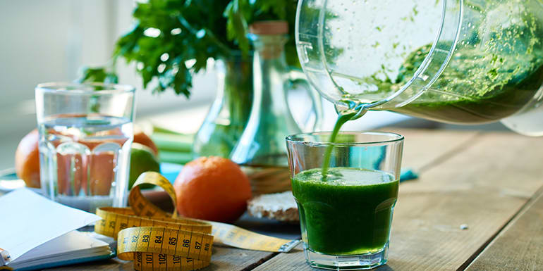 Cleanse vs. Detox: What's the Difference?