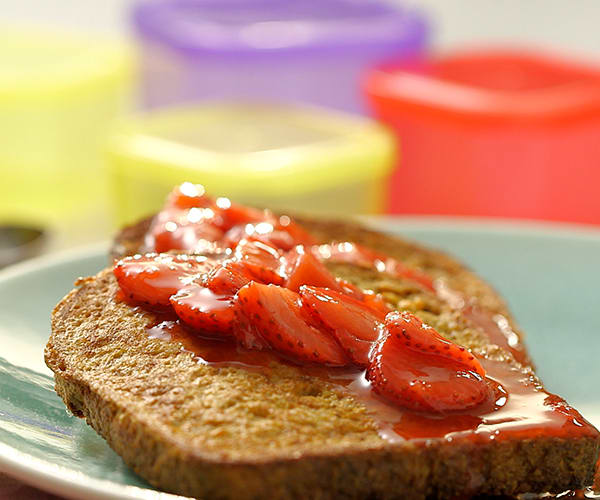 FIXATE Valentine's Day Recipes - French Toast with Strawberry Topping