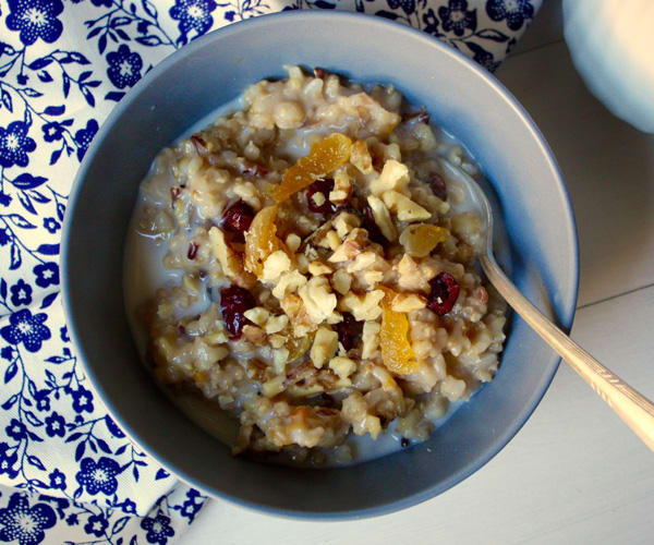 Easy Slow Cooker Recipes: Fruity Whole Grain Breakfast Porridge