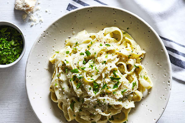 Healthier Fettucine Alfredo | BeachbodyBlog.com