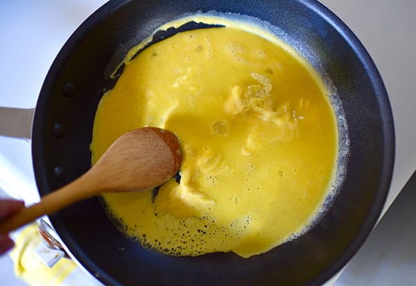 How to Cook: Scrambled Eggs | BeachbodyBlog.com 