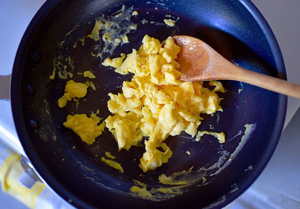 How to Cook: Scrambled Eggs | BeachbodyBlog.com 