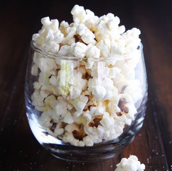 Meal prep snacks air-popped pocorn