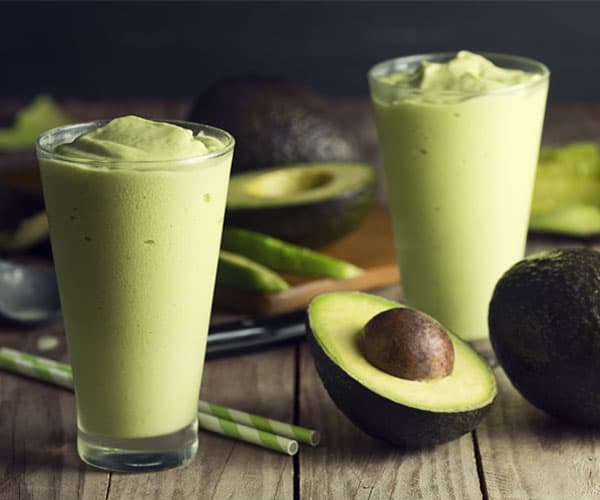 Mint and Avocado Green Smoothie | BeachbodyBlog.com