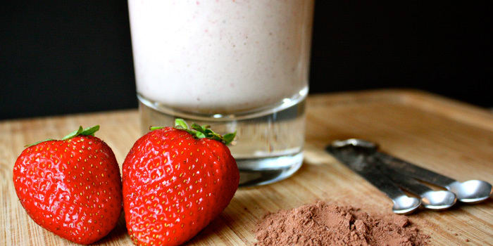 Neapolitan Shakeology with Fresh Strawberries