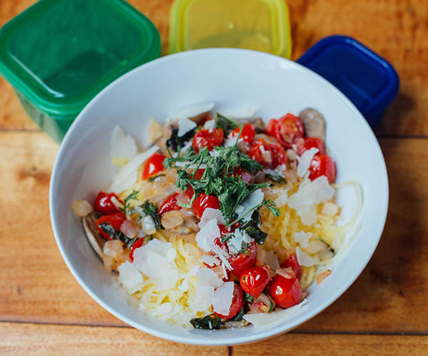 Spaghetti Squash with Tomatoes and Mushrooms | BeachbodyBlog.com