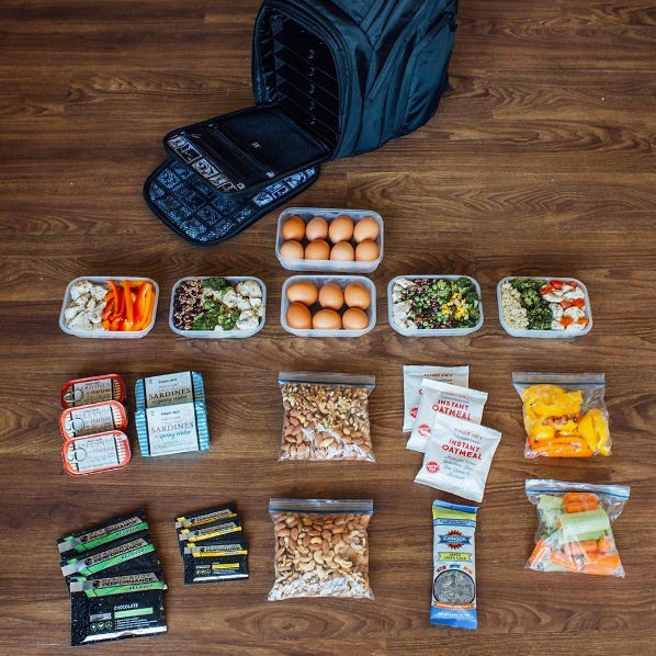 How to Meal Prep When You Travel | BeachbodyBlog.com