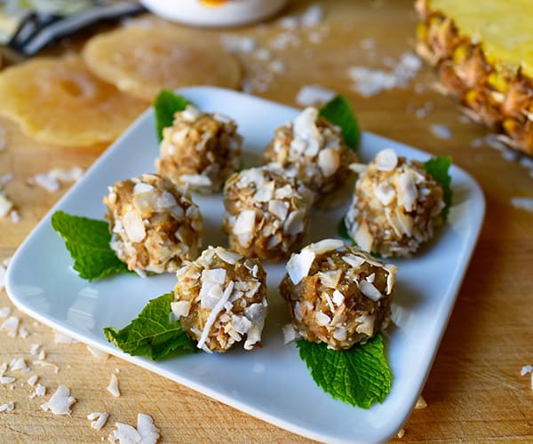 Vanilla Shakeology Macadamia Nut Pineapple Balls Recipe | BeachbodyBlog.com