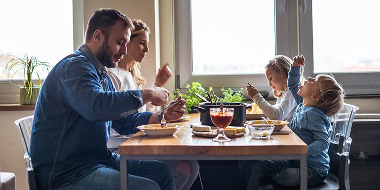 Tips for Talking to Kids About Food.iStock.HEADER