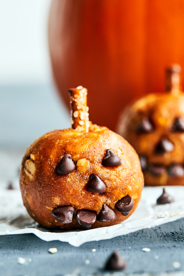 Jack-o'-Lantern Protein Balls