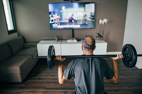 Lifting weights and building muscle with an at-home workout