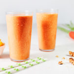 This Carrot Cake Smoothie recipe has all the flavors of a beloved carrot cake.