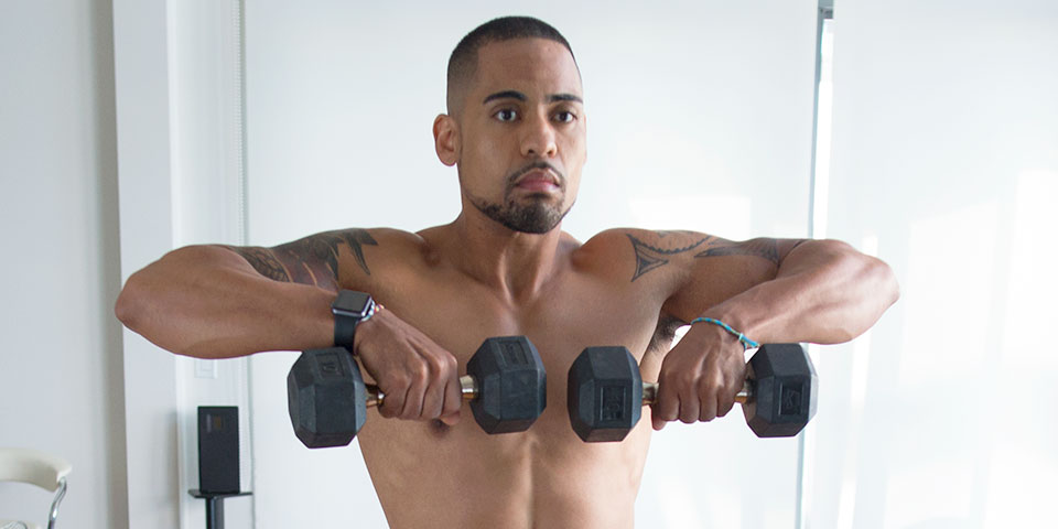 Build Shoulder Strength With the Upright Row