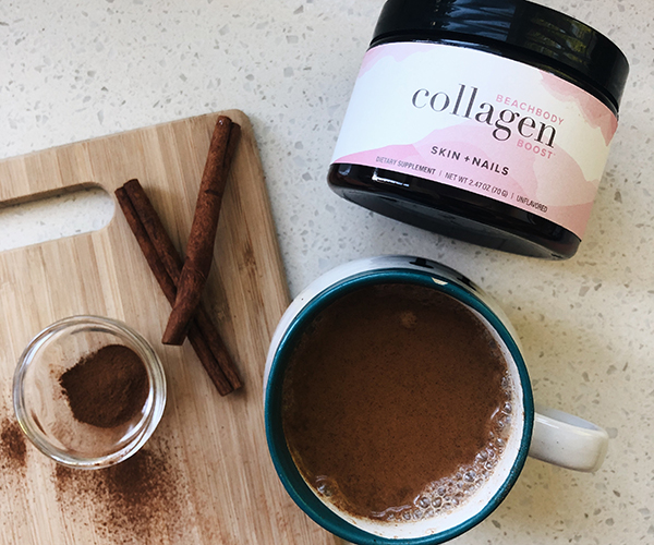 Cinnamon Vanilla Almond Milk Latte in a mason jar