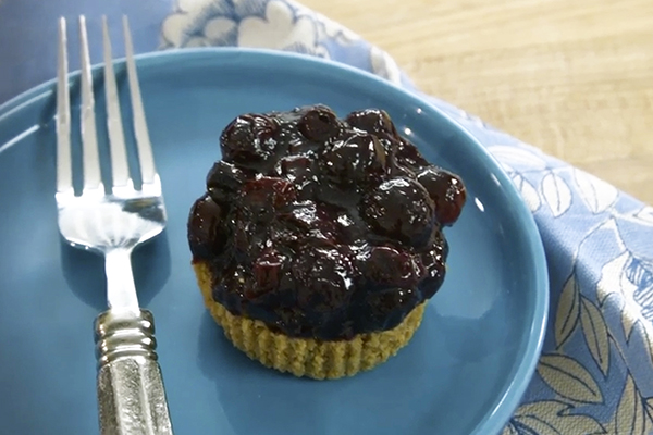 no-bake blueberry pie on a plate