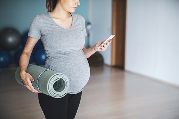 Beachbody's Pregnancy Workouts: Pre & Post Natal Barre Blend