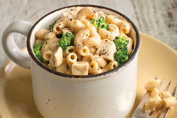 FIXATE macaroni and cheese with chicken and broccoli