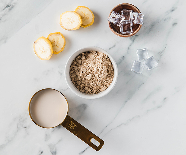 Coconut Dreamy Cookies and Creamy Shakeology ingredients