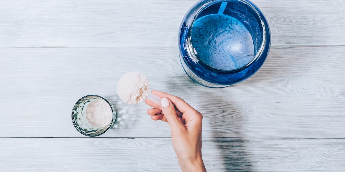 protein powder scoop overhead