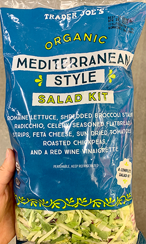 kit de salada estilo mediterrâneo trader joes