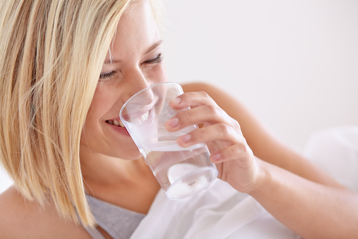Does Drinking Water Really Give You Younger Looking Skin?