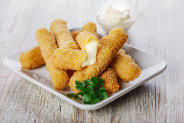 plate of cheese sticks | italian restaurant