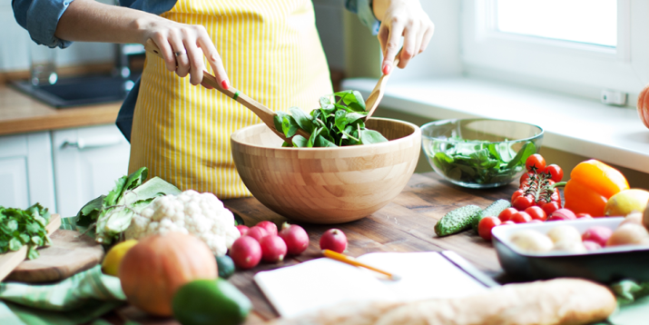 How to Meal Prep Salads So They Stay Fresh | BODi