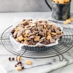 Cookies & Creamy Muddy Buddies in a bowl