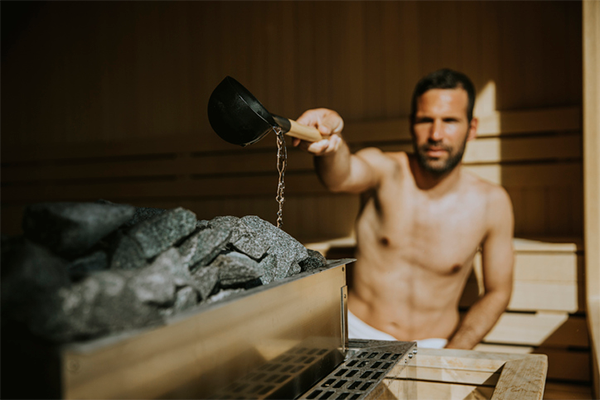 How to use a sauna properly - before or after training? - Calypso Fitness  S.A.