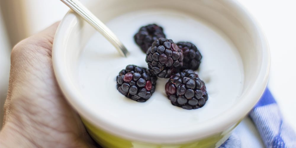 blackberries in yogurt | foods high in potassium